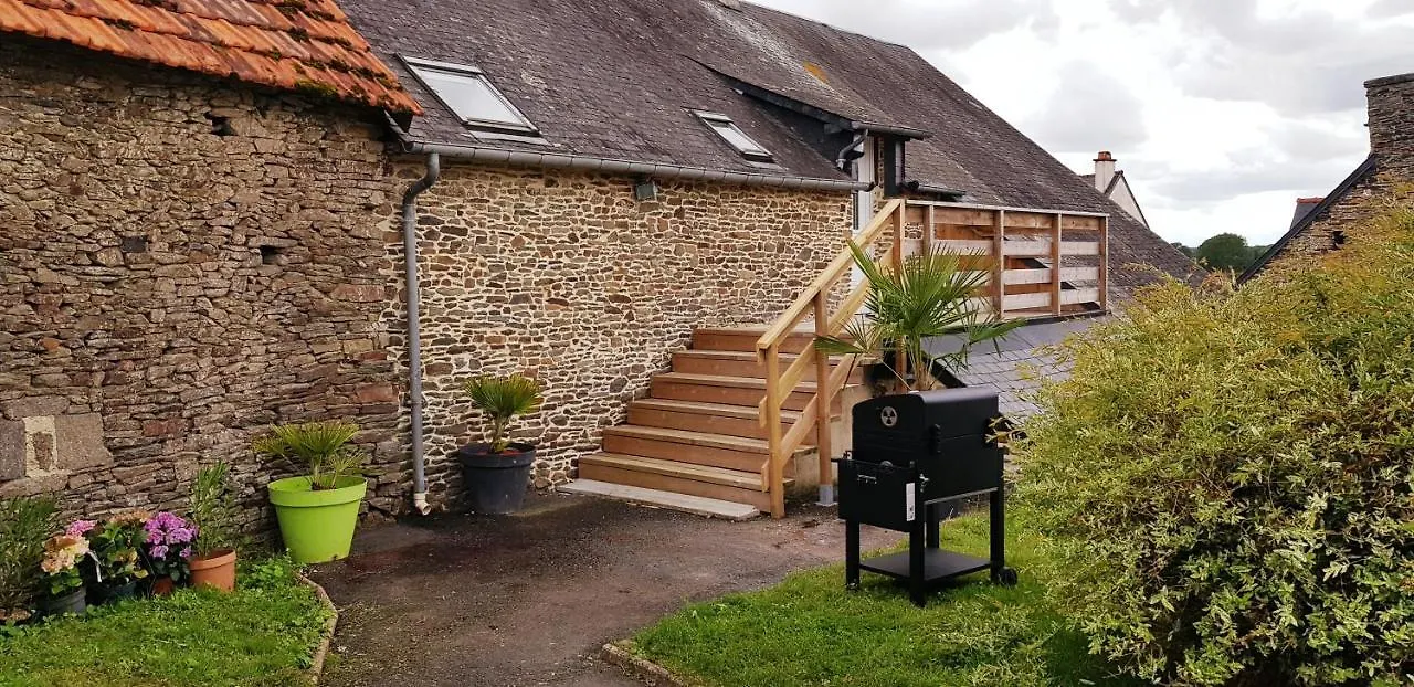 Les 3 Momes Villa Pontorson Holiday home