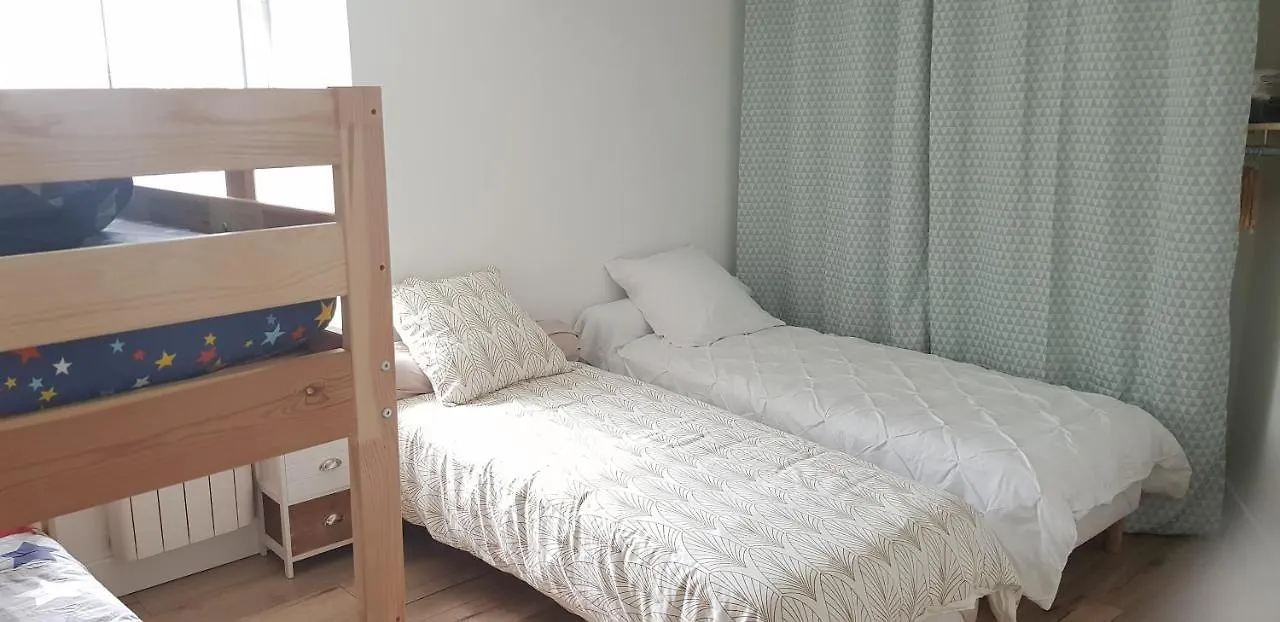 Les 3 Momes Villa Pontorson Holiday home